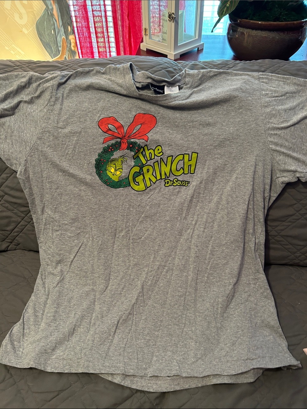 Dr. Seuss Gray Tee with Green Grinch Wreath and Red Bow